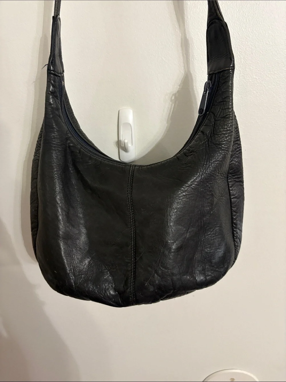 Vintage Levi Strauss & Co  Black Leather Shoulder Hobo Bag with Adjustable Strap